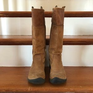 KEEN Boots Women’s Size 6